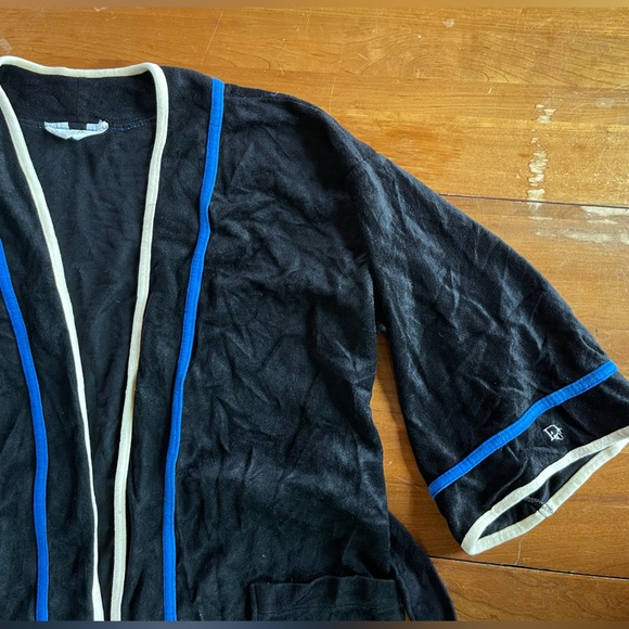 Vintage Christian Dior velour robe in black with blue trim. - Picture 4 of 10